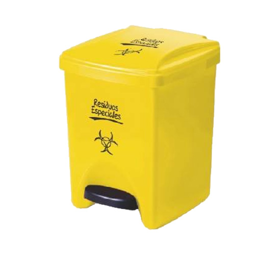 Contenedor de 20 litros con pedal amarillo.