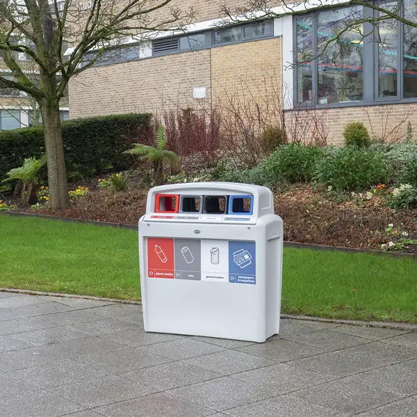 Contenedor de reciclaje exterior cuádruple