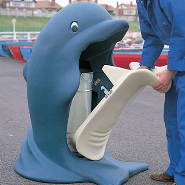 Contenedor educativo de reciclaje con forma de delfín 1 Contenedor educativo de reciclaje con forma de delfín