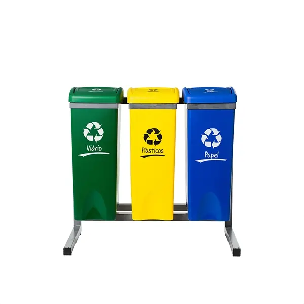 punto limpio de reciclaje de 3 contenedores