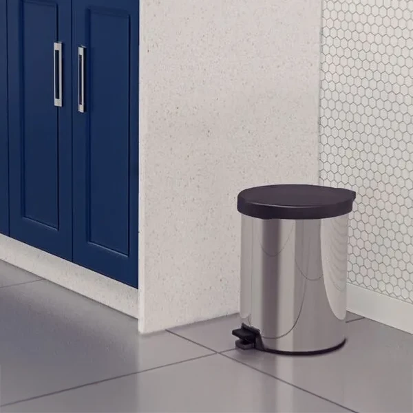 Contenedor de acero inoxidable 12 litros con tapa negra